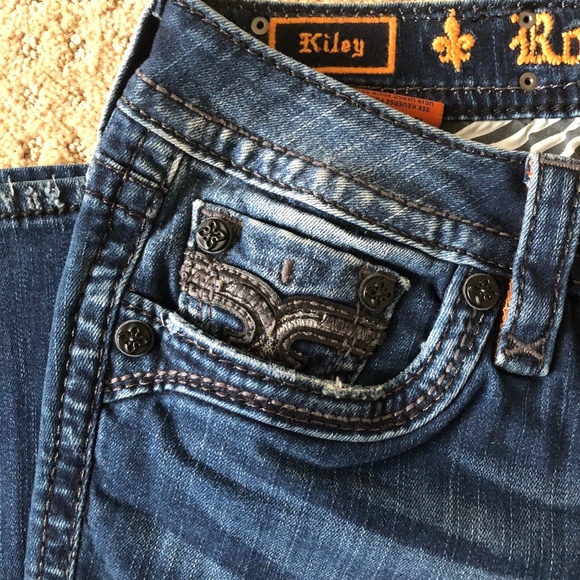 ROCK REVIVAL RILEY JEANS, SIZE 28, BOOTCUT, DESIGNER JEANS NEW WITH TAGS - Picture 4 of 16